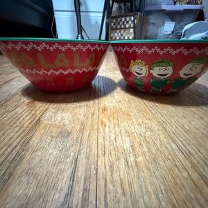 Set of 2 Peanuts Gang & Snoopy Christmas Fa La La bowls